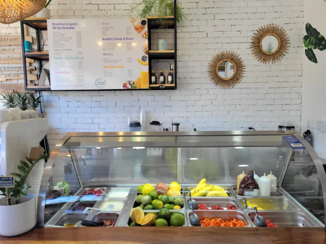 Sweet Life Cafe and Juice Bar