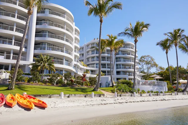 Noosa Pacific Riverfront Resort