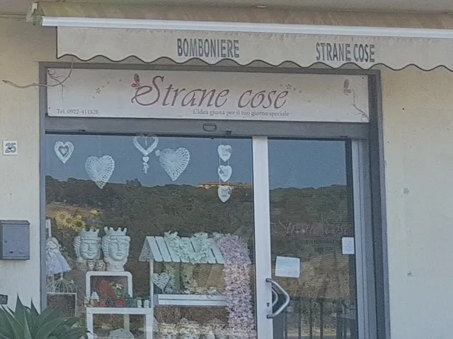 Strane Cose Bomboniere Di Ferrante Roberta