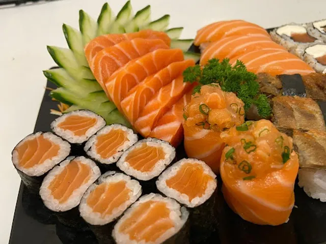 Via Roma Pizza e Sushi Joinville