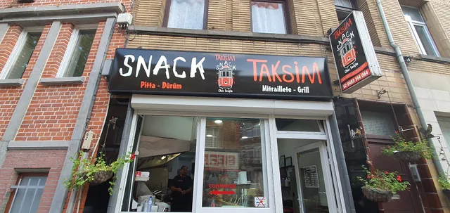 Snack Taksim (Halal)