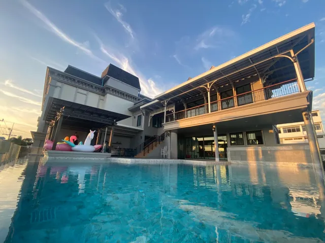 Huern Kan Thong Hotel