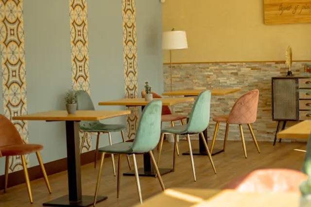 Restaurante CASA MOL. Palacio de deportes