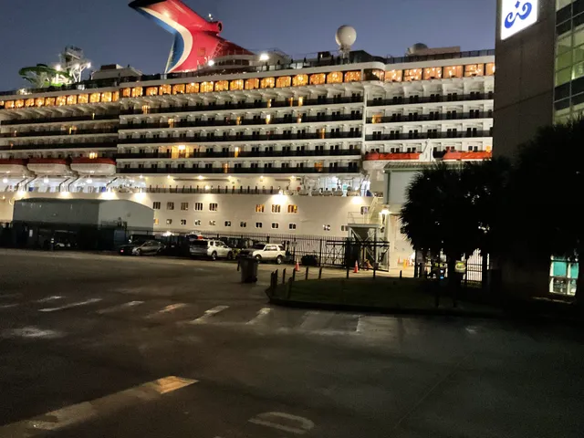 Carnival Cruise Line.