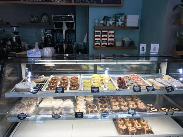 Klein’s Bakery & Cafe (LakeviewEast)