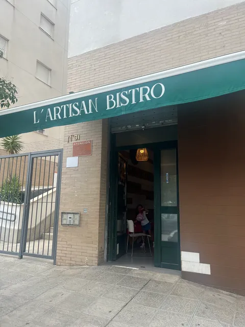 L'ARTISAN BISTRO