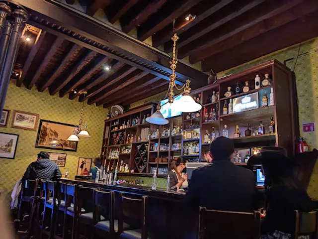 "La Famosa" Cantina Típica