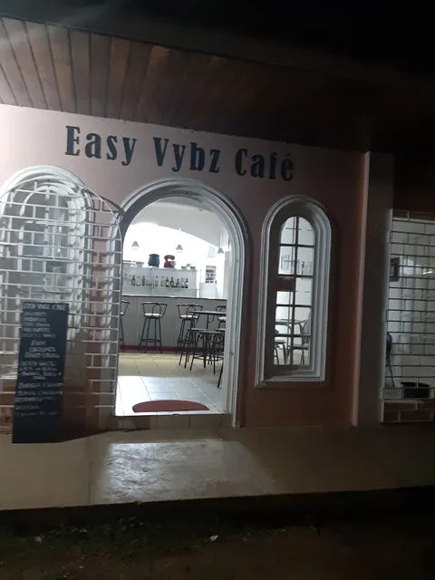 Easy Vybz Pizza & Grill