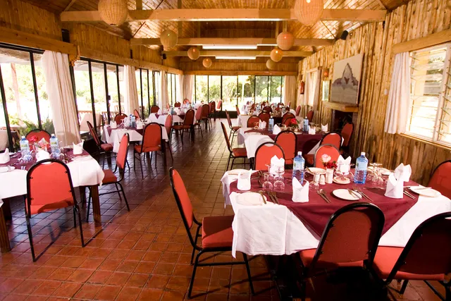 Naro Moru River Lodge