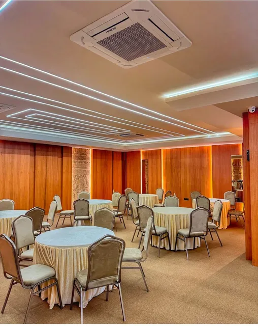 Ark Restaurant & Banquet