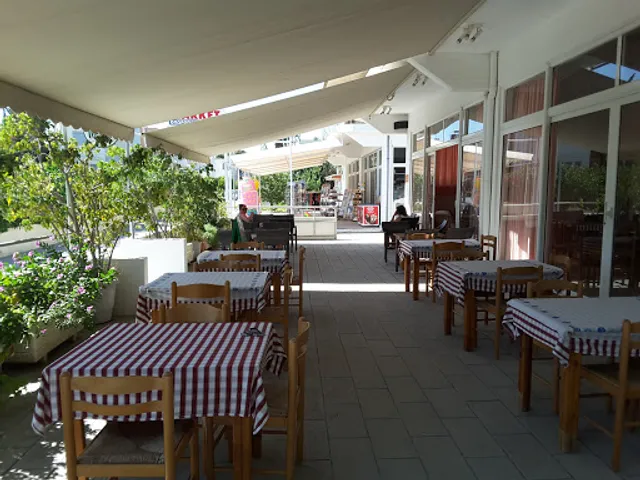 Apollo Restaurant-Bar