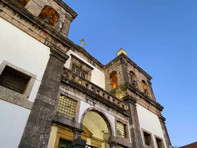 PÊPA Guesthouse & Lounge Bar