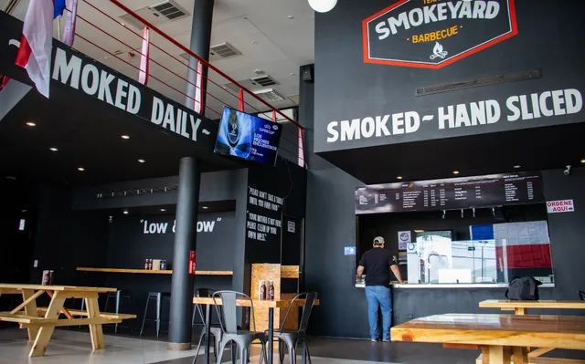 TEXAS SMOKEYARD BARBECUE