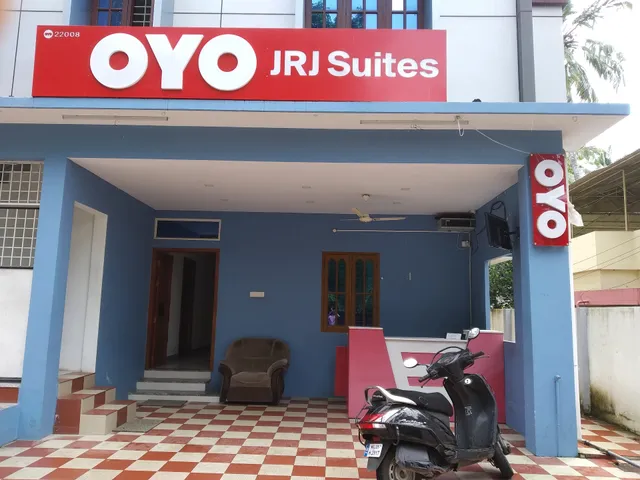 OYO 22008 Jrj Suites