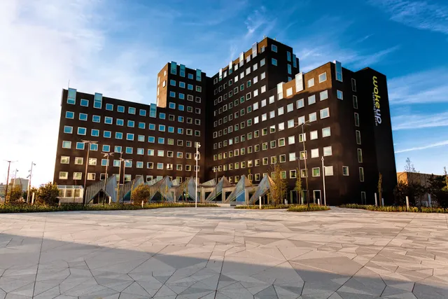 Wakeup Copenhagen, Carsten Niebuhrs Gade