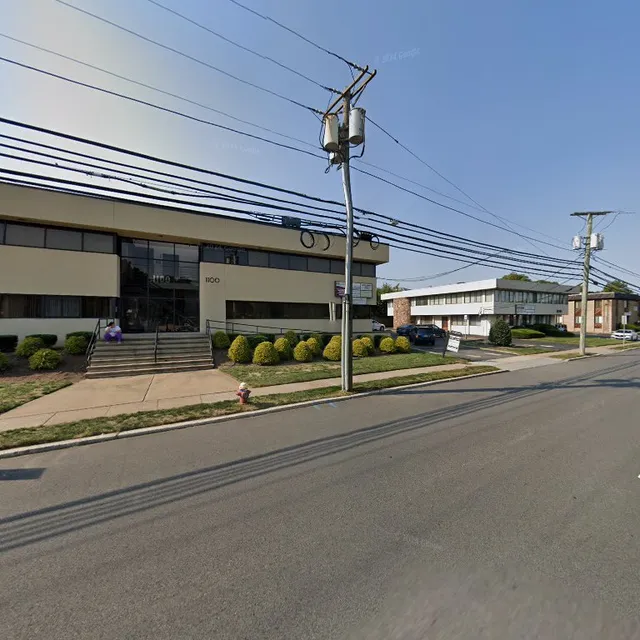 Dr. Adriana Ros - Dermatology