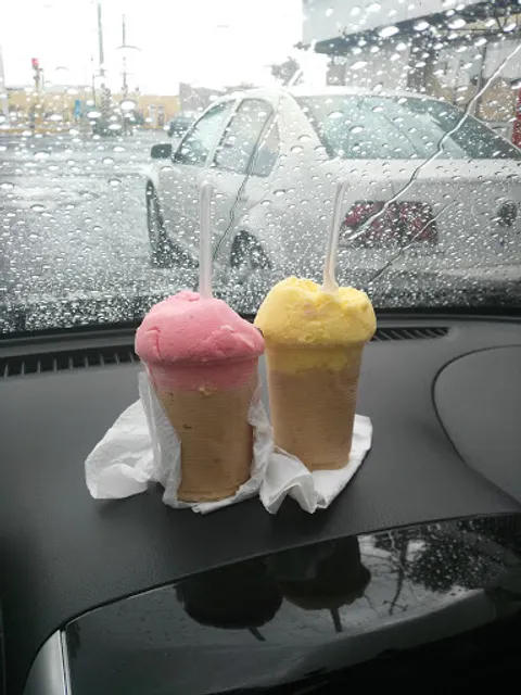 Helados y Nieves Naturales "Katy"