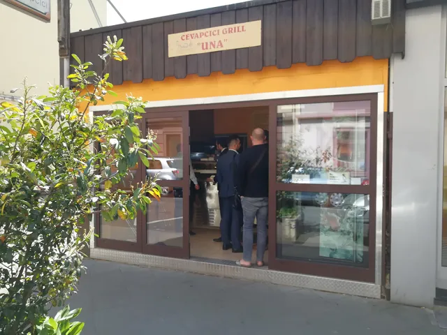 UNA Cevapcici Grill