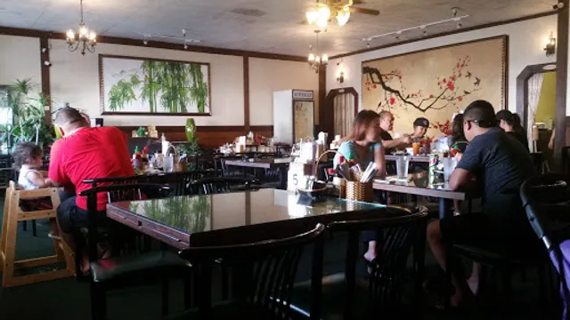 Phở Paradise Restaurant 2