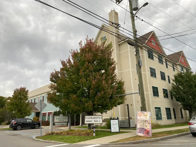Nashua Senior Activity Center