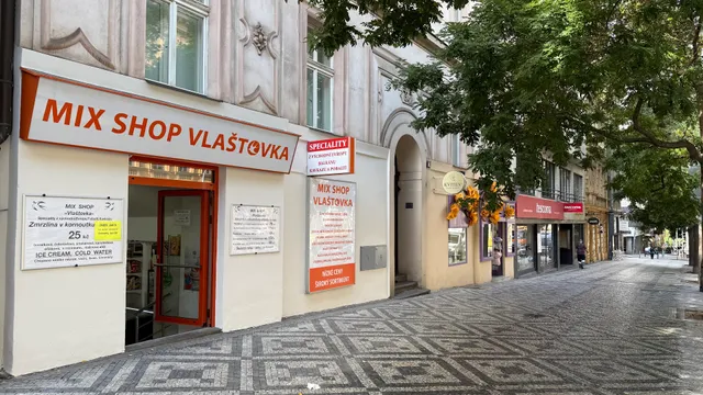 Mezinarodní speciality Ласточка MIX SHOP VLAŠTOVKA