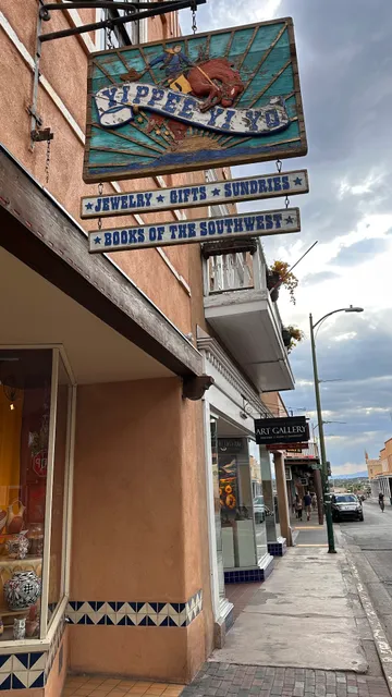 Bella Fine Jewelry & Art