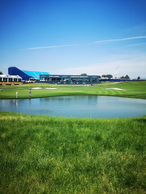 HOLIDAYS HOMES ROME GOLF Appartamenti Marco Simone AeB