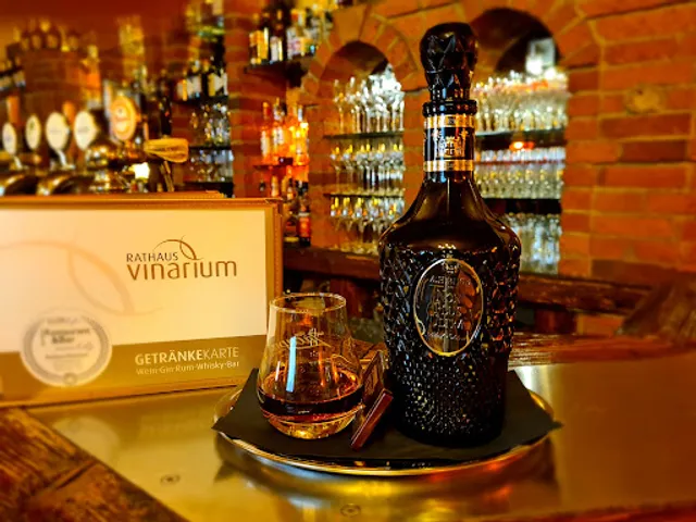Rathaus Vinarium - Wine Gin Rum Whiskey Bar