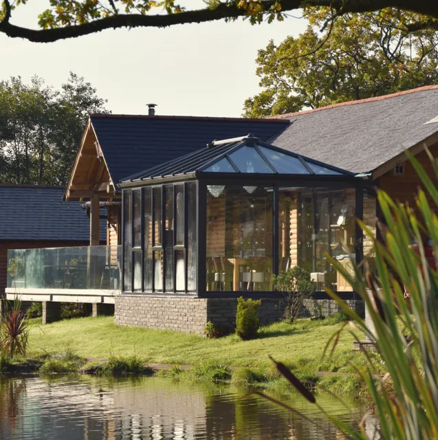 Rhodri's by the Lake