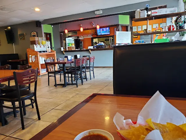 Armando's Tacos & Grill