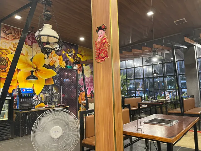 MAMA HOT POT Buffet (Chi Nhánh Võ Văn Kiệt)