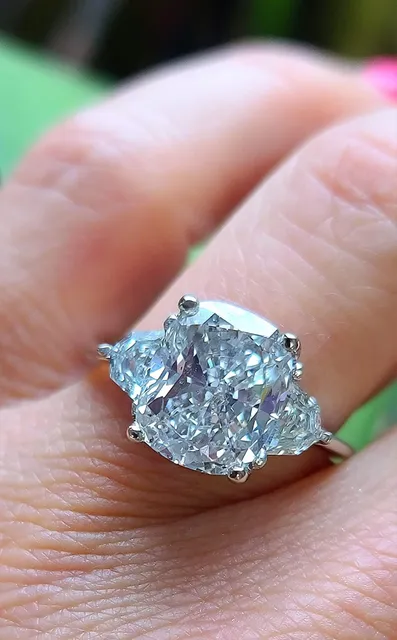 Country Club Jewelers, LLC