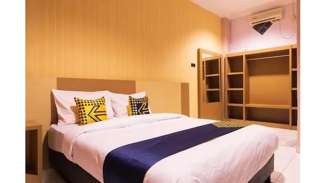 SPOT ON 2318 Citra Palm Residence