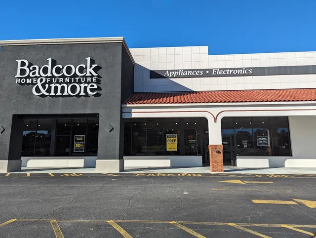 Washingtons Corner Shopping Center