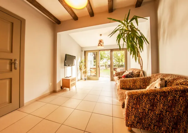 Cottage under the hornbeam - Izabela Świątek