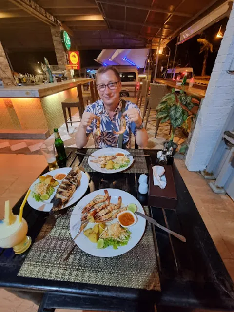 Capri Restaurant & Bar Karon