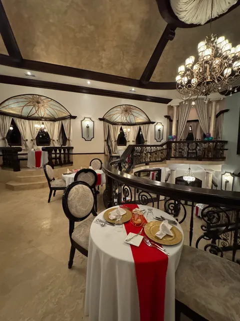 Coco Blanca Restaurant