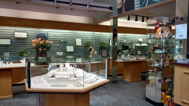 Robertson & Bach Jewelers Inc