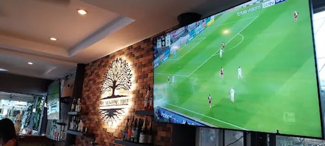 Turkish Restaurant. The Wishing Tree (halal)