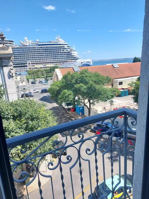 Alfama Apartments Services