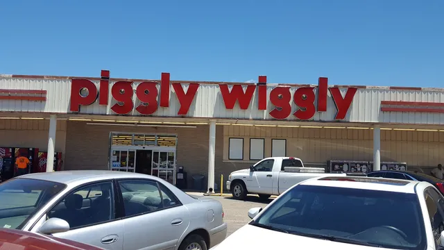 Pic-N-Sav Grocery Outlet