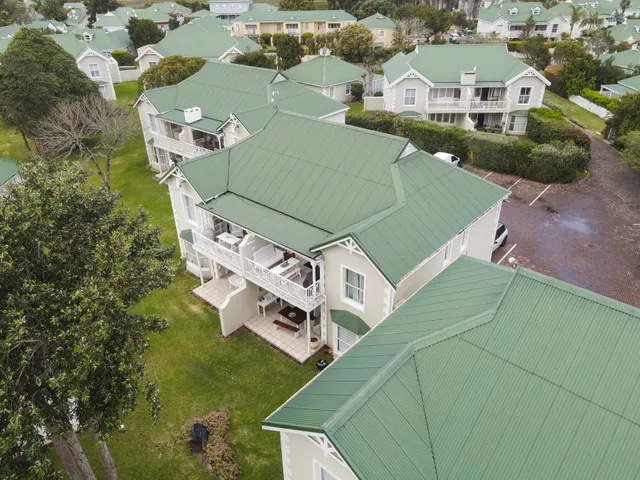 Eleven River Club Villas