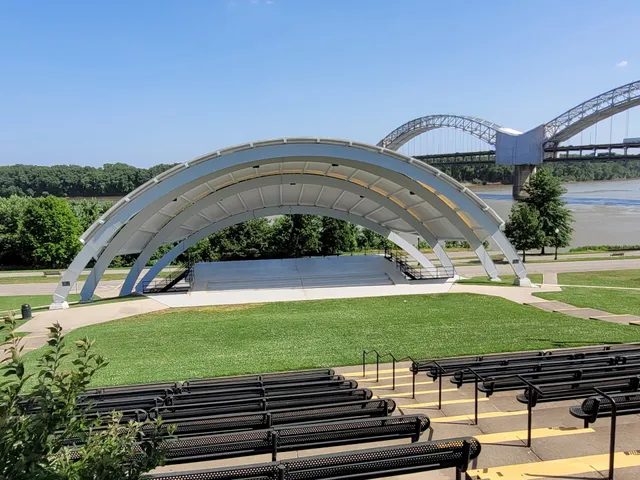 New Albany Riverfront Amphitheater