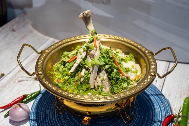 水門1982 (泰式粉麵) Pratunam 1982 (Thai Noodles)