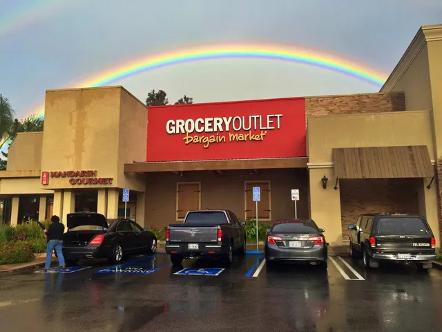 Grocery Outlet
