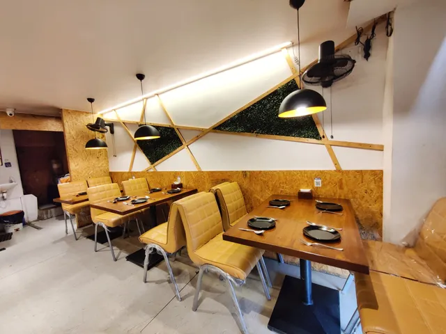 Mumbai Spice Family Restaurant