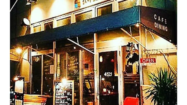 CAFE DINING 4STYLE 湘南台店