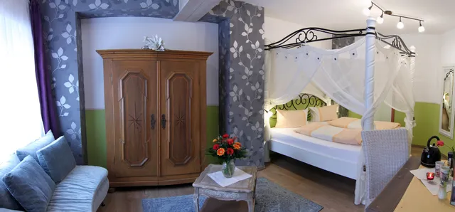 Kreuzerhof Hotel Garni