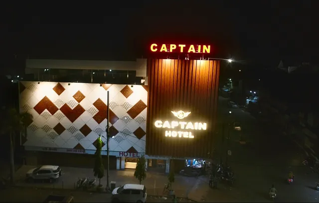 Hotel Captain
