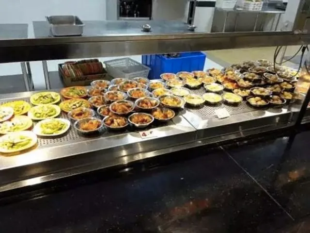 Experiment Restaurant